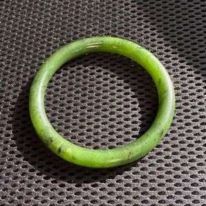 Canadian Nephrite Jade bangle bracelet